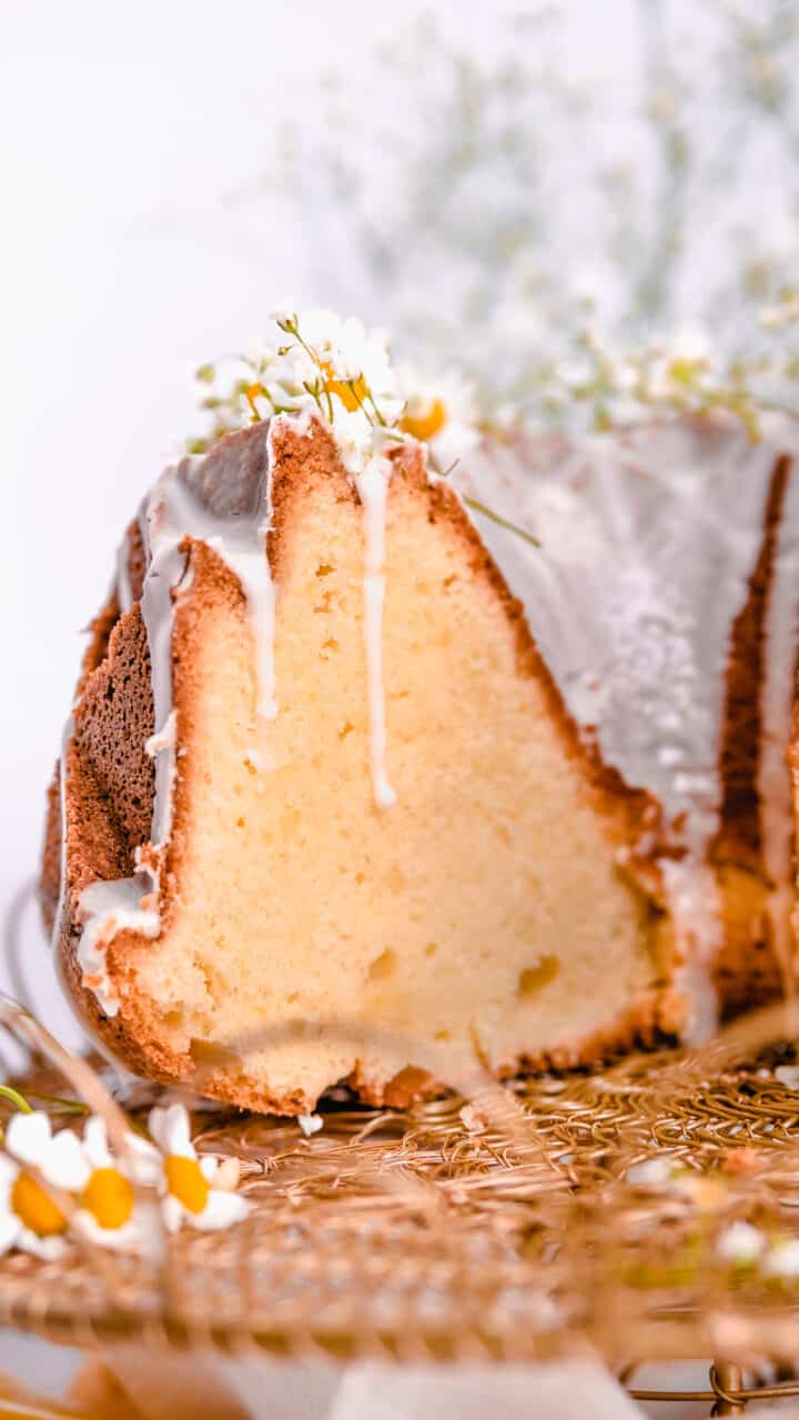 Lemon Bundt Cake with Lemon Glaze | MINT + MALLOW Kitchen