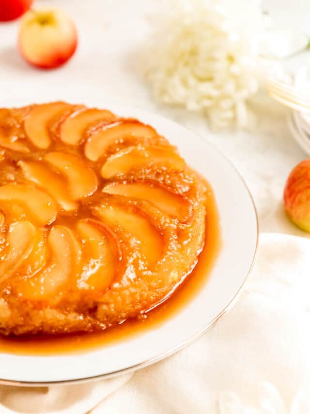 Maple Caramel Upside-Down Apple Cake