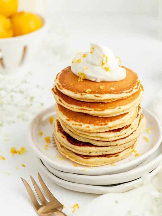 Fluffy Lemon Pancakes