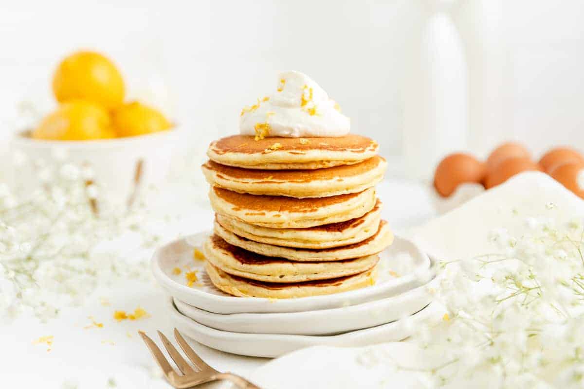 Easy Fluffy Lemon Pancakes (with lemon whipped cream!) M+M Kitchen